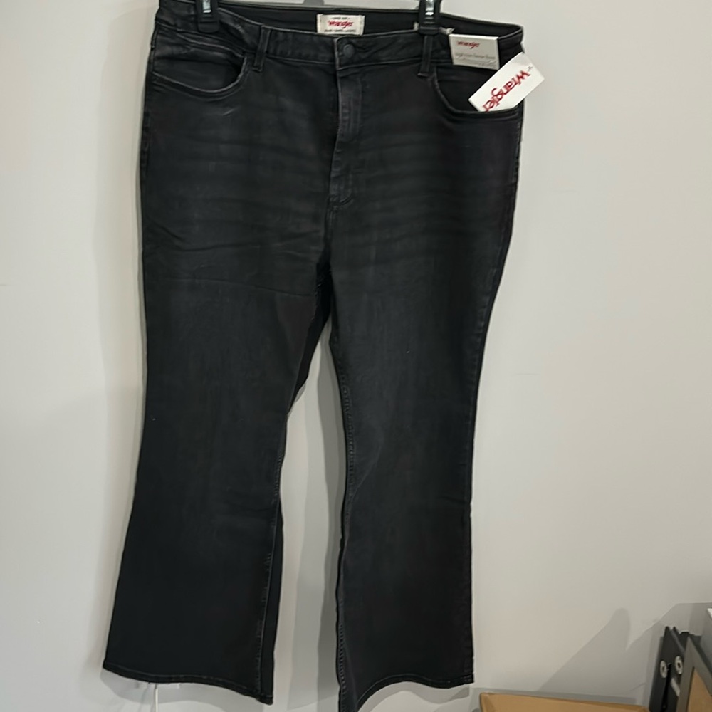 Wrangler high rise fleece flair new with tag comfortable jeans
